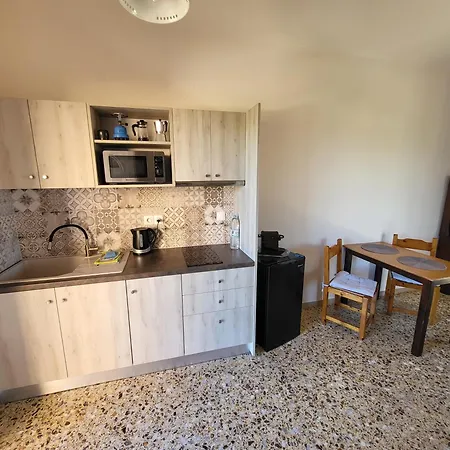 Filippos 6 *