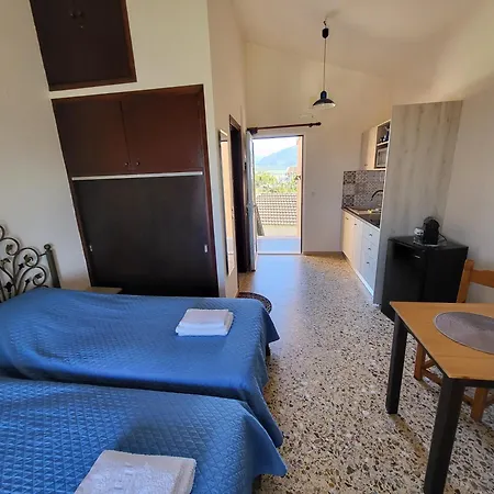 Filippos 6 *